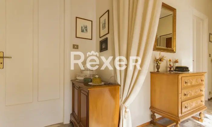 Rexer-Rosta-Casa-indipendente-con-giardino-privato-Altro