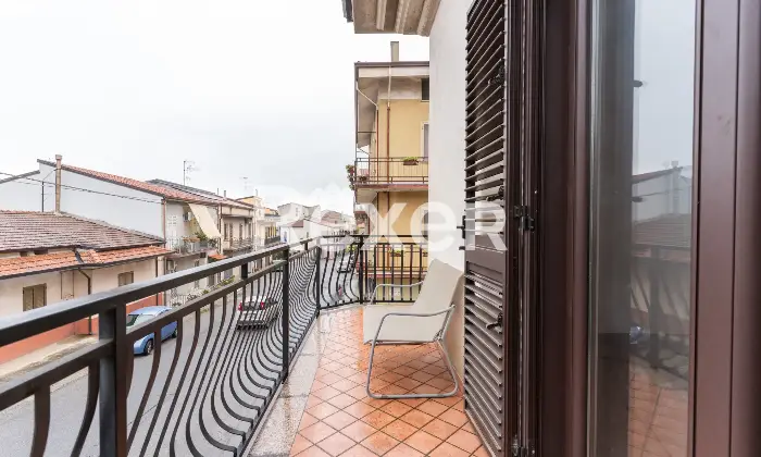 Rexer-Spezzano-Albanese-Intero-stabile-residenziale-con-due-locali-commerciali-Altro