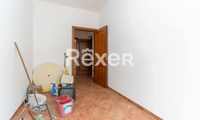 Rexer-Spezzano-Albanese-Intero-stabile-residenziale-con-due-locali-commerciali-Altro