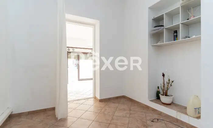 Rexer-Spezzano-Albanese-Intero-stabile-residenziale-con-due-locali-commerciali-Altro