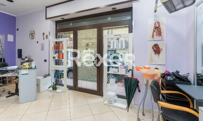 Rexer-Spezzano-Albanese-Intero-stabile-residenziale-con-due-locali-commerciali-Altro