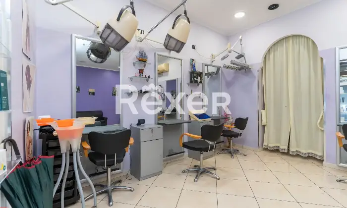 Rexer-Spezzano-Albanese-Intero-stabile-residenziale-con-due-locali-commerciali-Altro