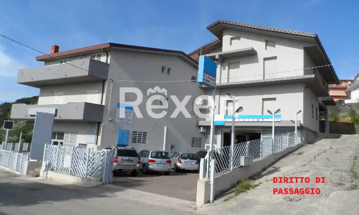 Rexer-Guardia-Sanframondi-Complesso-immobiliare-a-destinazione-commerciale-e-civile-abitazione-Garage