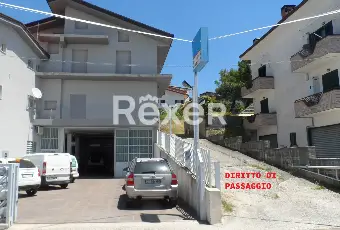 Rexer-Guardia-Sanframondi-Complesso-immobiliare-a-destinazione-commerciale-e-civile-abitazione-Garage