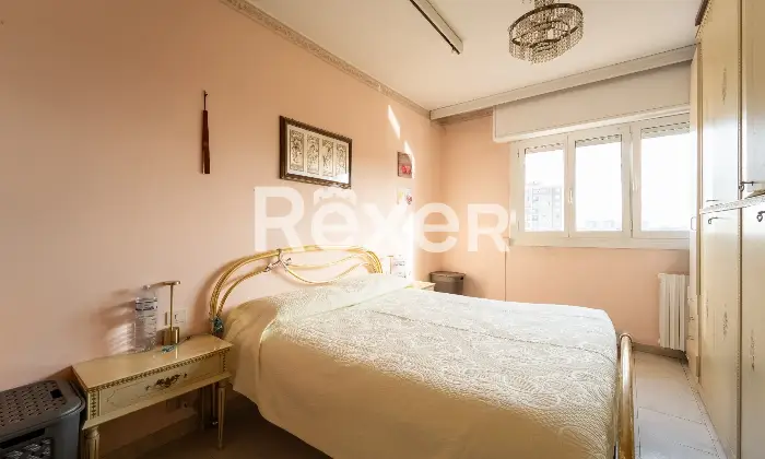 Rexer-Milano-Vendesi-tre-locali-cantina-e-box-auto-Altro