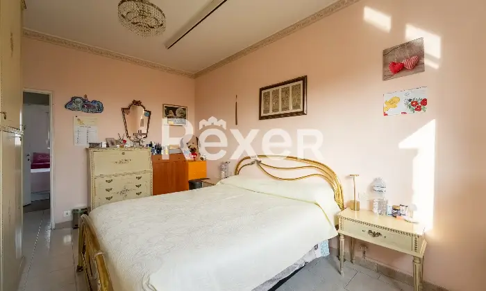 Rexer-Milano-Vendesi-tre-locali-cantina-e-box-auto-Altro