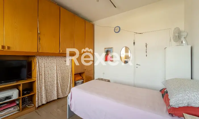 Rexer-Milano-Vendesi-tre-locali-cantina-e-box-auto-Altro