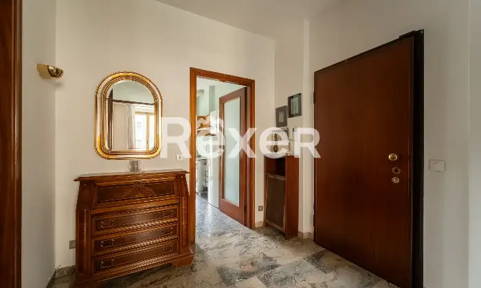 Rexer-Milano-Trilocale-con-doppi-servizi-e-possibilit-di-box-Altro