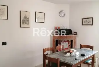 Rexer-Secinaro-Casa-indipendente-ristrutturata-con-vista-montagna-m-su-due-livelli-Altro