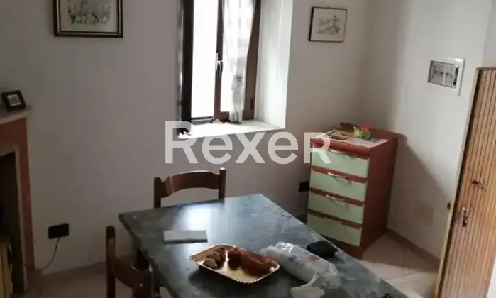 Rexer-Secinaro-Casa-indipendente-ristrutturata-con-vista-montagna-m-su-due-livelli-Altro