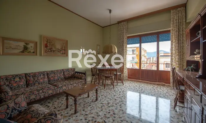 Rexer-Caserta-Appartamento-con-affaccio-sulla-Reggia-Altro