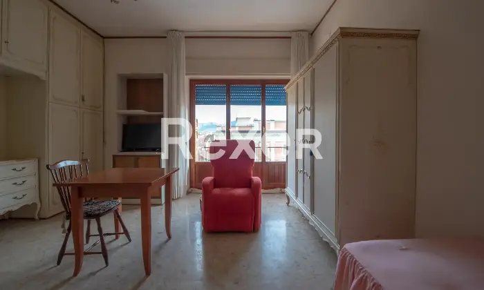 Rexer-Caserta-Appartamento-con-affaccio-sulla-Reggia-Altro