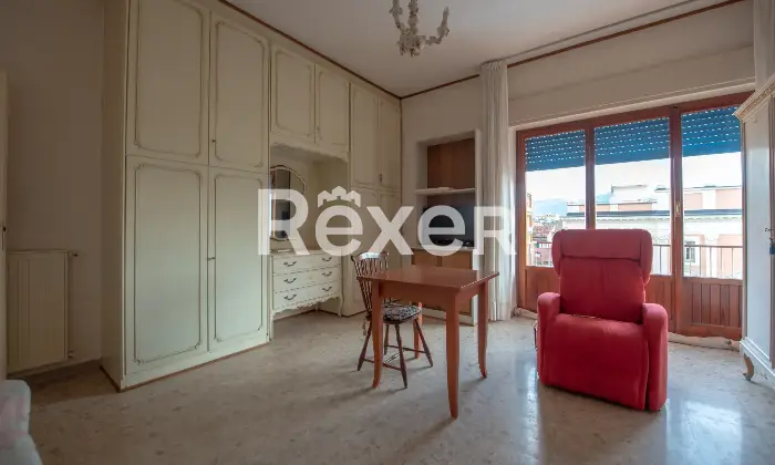 Rexer-Caserta-Appartamento-con-affaccio-sulla-Reggia-Altro