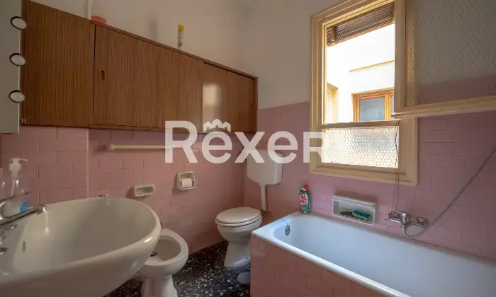 Rexer-Caserta-Appartamento-con-affaccio-sulla-Reggia-Altro