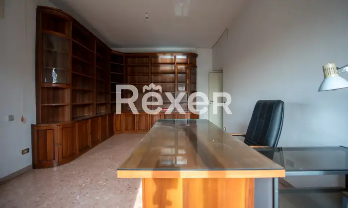 Rexer-Caserta-Appartamento-con-affaccio-sulla-Reggia-Altro