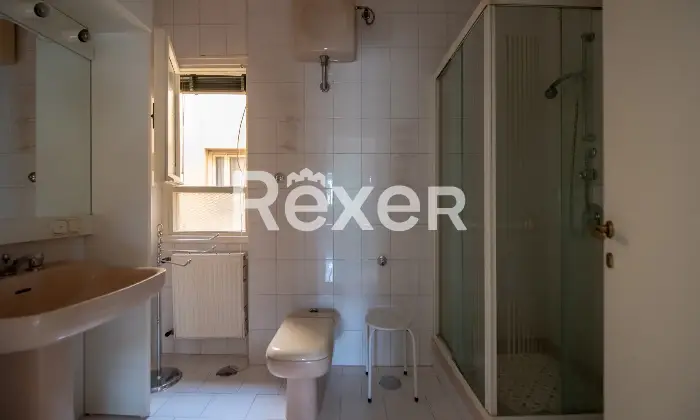 Rexer-Caserta-Appartamento-con-affaccio-sulla-Reggia-Altro
