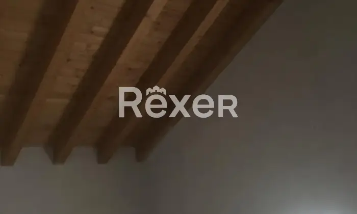 Rexer-Sermide-e-Felonica-Casa-indipendente-con-ampi-magazzini-e-mq-di-terreno-a-Sermide-e-Felonica-Altro