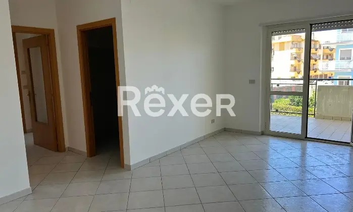 Rexer-Fossacesia-Appartamento-luminoso-di-mq-con-box-e-cantinola-al-piano-con-ascensore-Altro