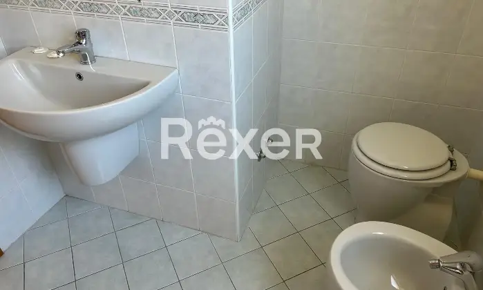 Rexer-Fossacesia-Appartamento-luminoso-di-mq-con-box-e-cantinola-al-piano-con-ascensore-Altro