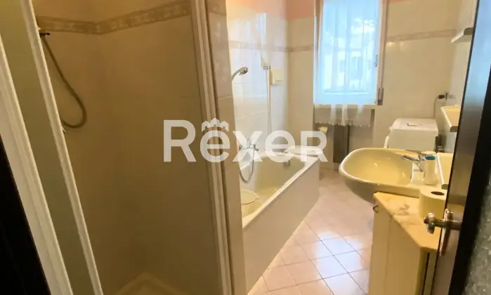 Rexer-Pozzo-dAdda-Appartamento-al-primo-piano-con-box-auto-e-cantina-Altro