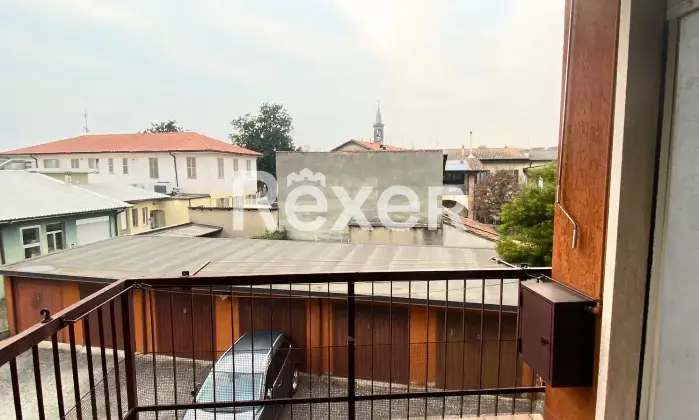 Rexer-Pozzo-dAdda-Appartamento-al-primo-piano-con-box-auto-e-cantina-Altro