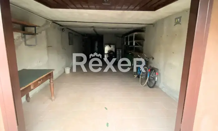 Rexer-Pozzo-dAdda-Appartamento-al-primo-piano-con-box-auto-e-cantina-Altro