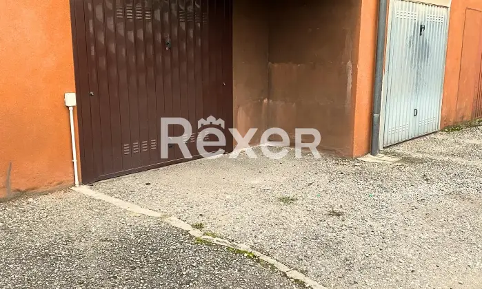 Rexer-Pozzo-dAdda-Appartamento-al-primo-piano-con-box-auto-e-cantina-Altro