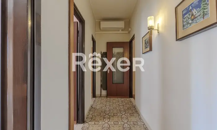 Rexer-Pozzo-dAdda-Appartamento-al-primo-piano-con-box-auto-e-cantina-Altro