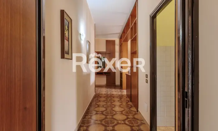 Rexer-Pozzo-dAdda-Appartamento-al-primo-piano-con-box-auto-e-cantina-Altro