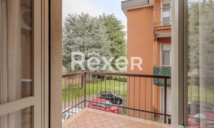 Rexer-Pozzo-dAdda-Appartamento-al-primo-piano-con-box-auto-e-cantina-Altro