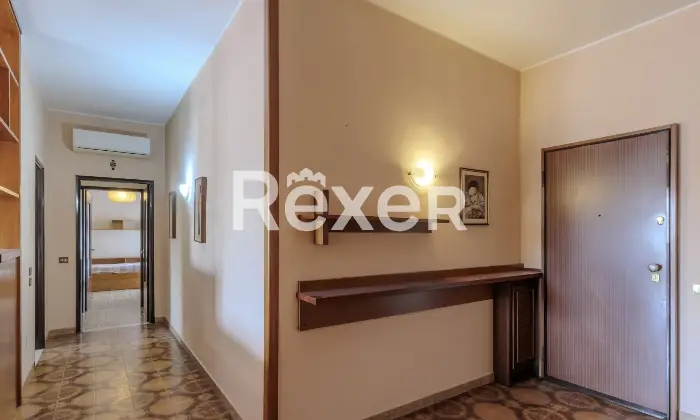 Rexer-Pozzo-dAdda-Appartamento-al-primo-piano-con-box-auto-e-cantina-Altro