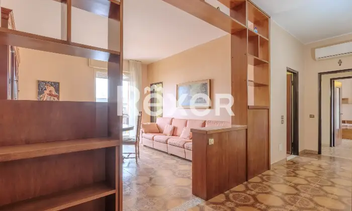 Rexer-Pozzo-dAdda-Appartamento-al-primo-piano-con-box-auto-e-cantina-Altro