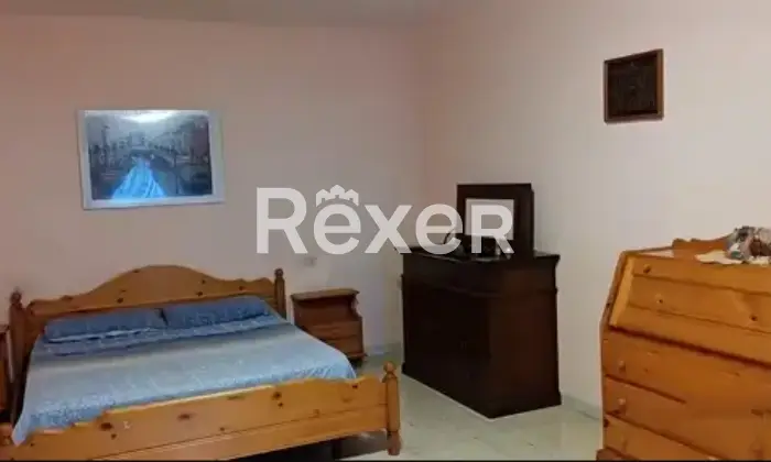 Rexer-Valentano-Palazzina-cielo-terra-in-vendita-Altro