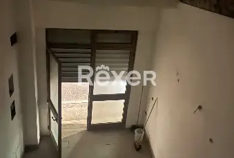 Rexer-Prato-Affitto-magazzino-con-soppalco-di-metri-quadri-Altro