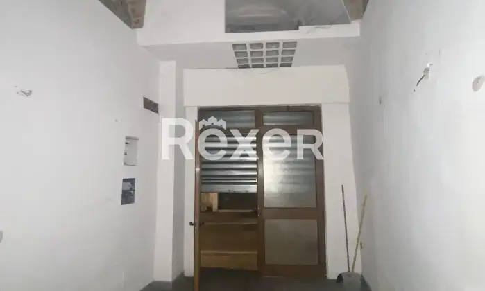 Rexer-Prato-Affitto-magazzino-con-soppalco-di-metri-quadri-Altro