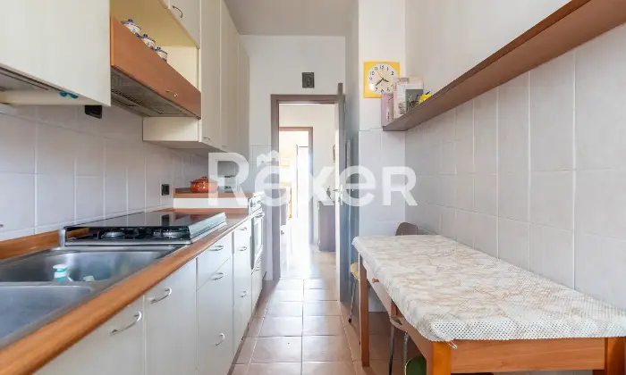 Rexer-Milano-Luminoso-Quadrilocale-piano-alto-comodissimo-per-la-MM-Altro