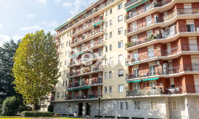 Rexer-Milano-Luminoso-Quadrilocale-piano-alto-comodissimo-per-la-MM-Altro