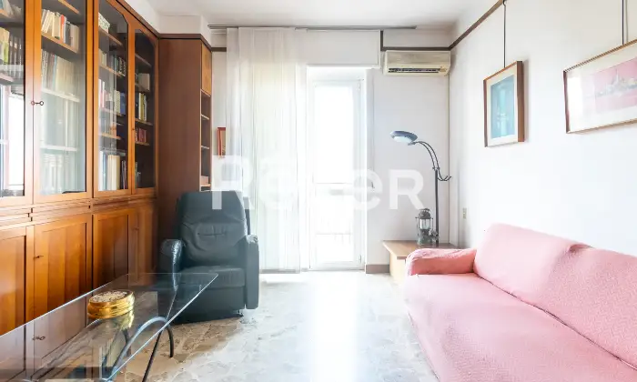 Rexer-Milano-Luminoso-Quadrilocale-piano-alto-comodissimo-per-la-MM-Altro