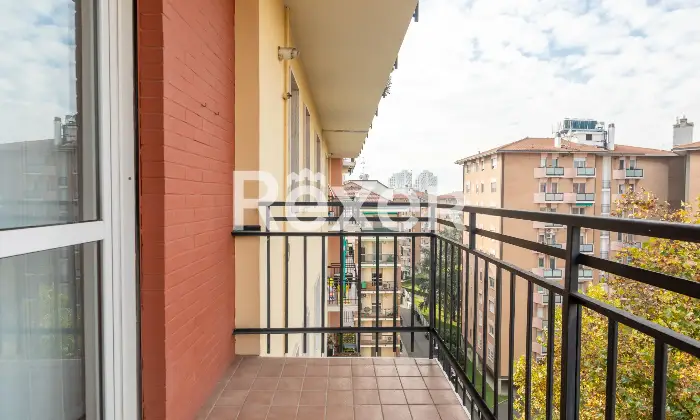 Rexer-Milano-Luminoso-Quadrilocale-piano-alto-comodissimo-per-la-MM-Altro