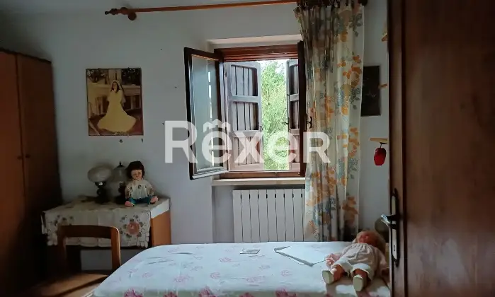 Rexer-Pietrasanta-Casa-singola-su-due-livelli-con-resede-esclusiva-porticato-e-box-auto-Altro