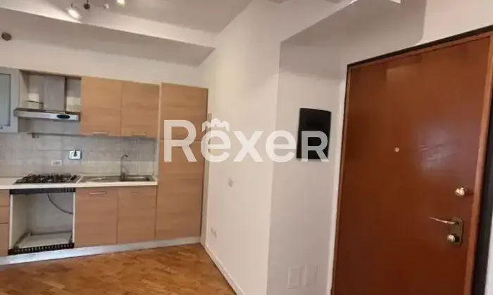 Rexer-Roma-Appartamento-in-Vendita-Via-Francesco-Menzio-Roma-RM-Altro