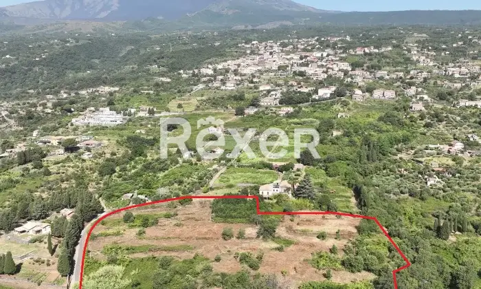Rexer-SantAlfio-Terreno-edificabile-di-m-in-zona-turistica-di-pregio-Altro