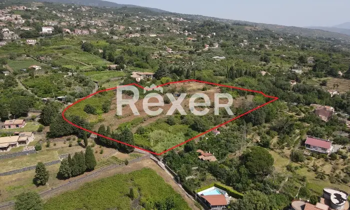 Rexer-SantAlfio-Terreno-edificabile-di-m-in-zona-turistica-di-pregio-Altro