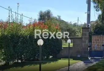 Rexer-Fabrica-di-Roma-Villa-singola-con-piscina-e-ampio-giardino-Altro