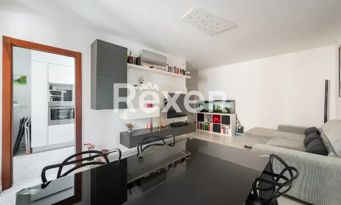 Rexer-San-Donato-Milanese-TRILOCALE-DOPPI-SERVIZI-CON-BOX-Altro