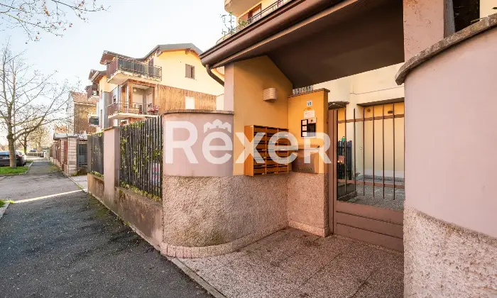 Rexer-San-Donato-Milanese-TRILOCALE-DOPPI-SERVIZI-CON-BOX-Altro