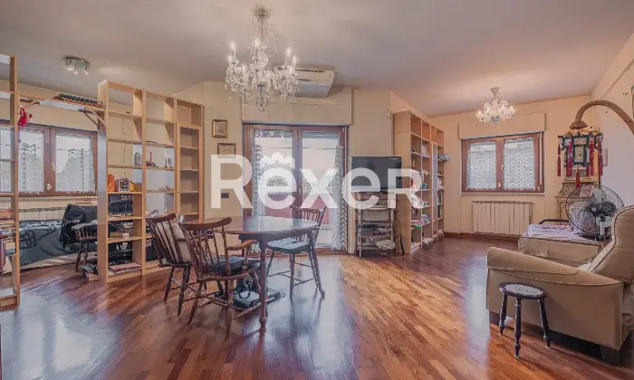 Rexer-Roma-Ampio-appartamento-in-buono-stato-Altro