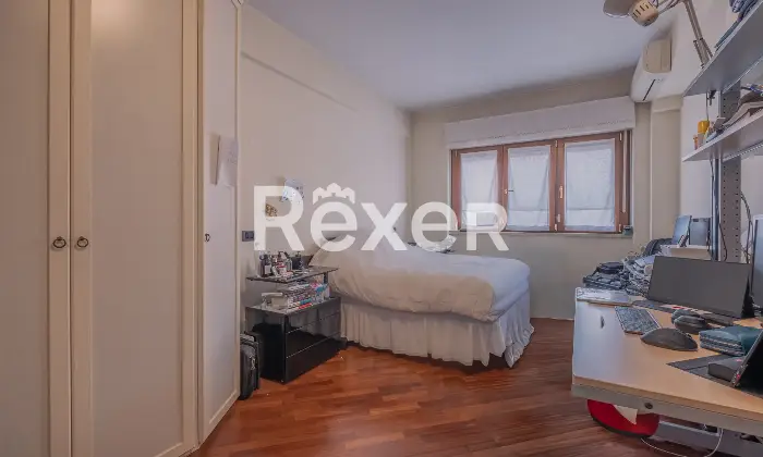 Rexer-Roma-Ampio-appartamento-in-buono-stato-Altro