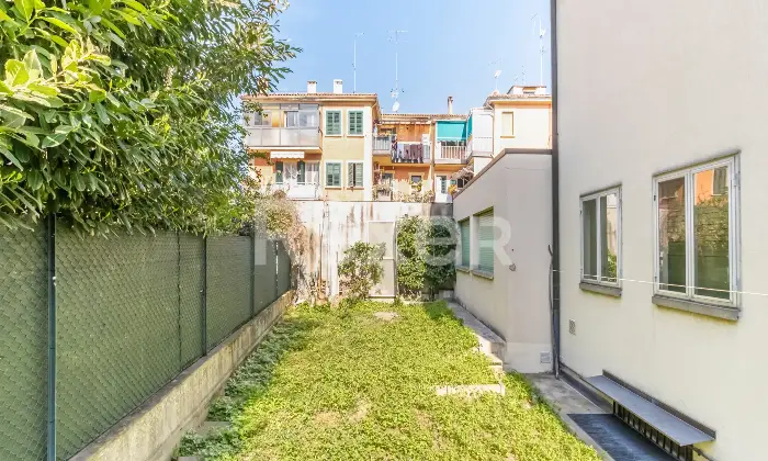 Rexer-Bologna-Monolocale-con-giardino-di-propriet-Altro