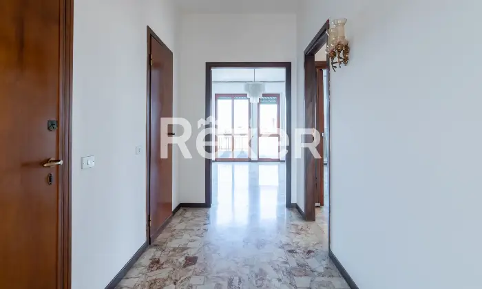 Rexer-Paderno-Dugnano-Attico-con-terrazzo-Altro